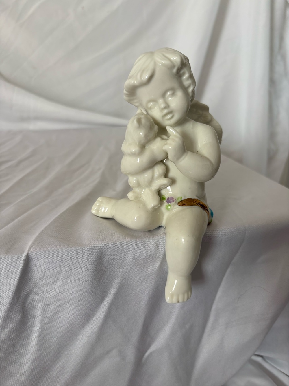 Vintage white ceramic angel cherub holding cat home decor shelf sitting holiday